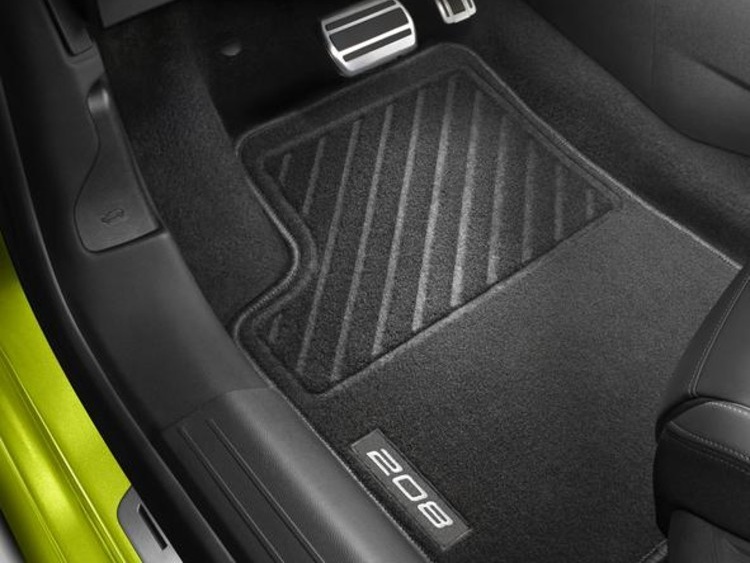 Peugeot 208 (P21) Hybrid Dikişli Halı Paspas Takımı
