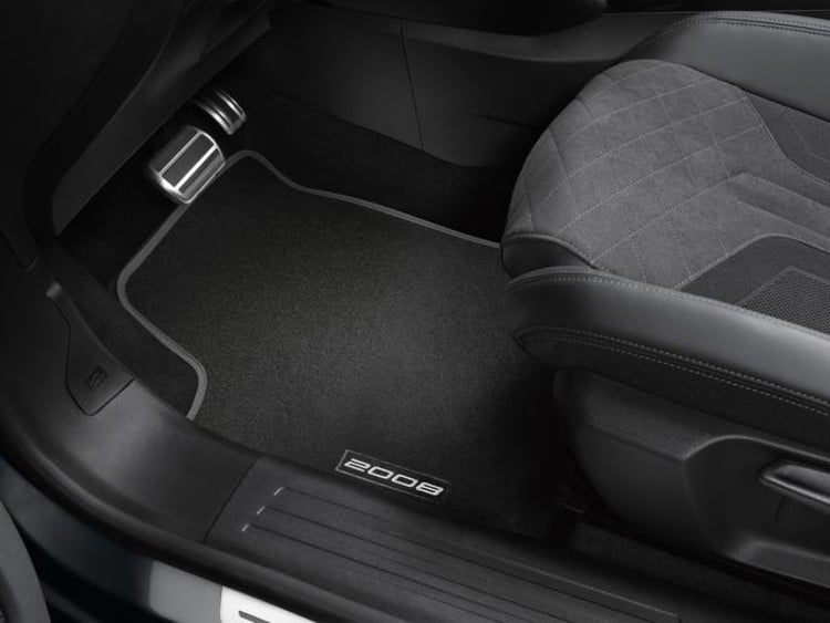 Peugeot 2008 (P24) HYBRID Kadife Paspas